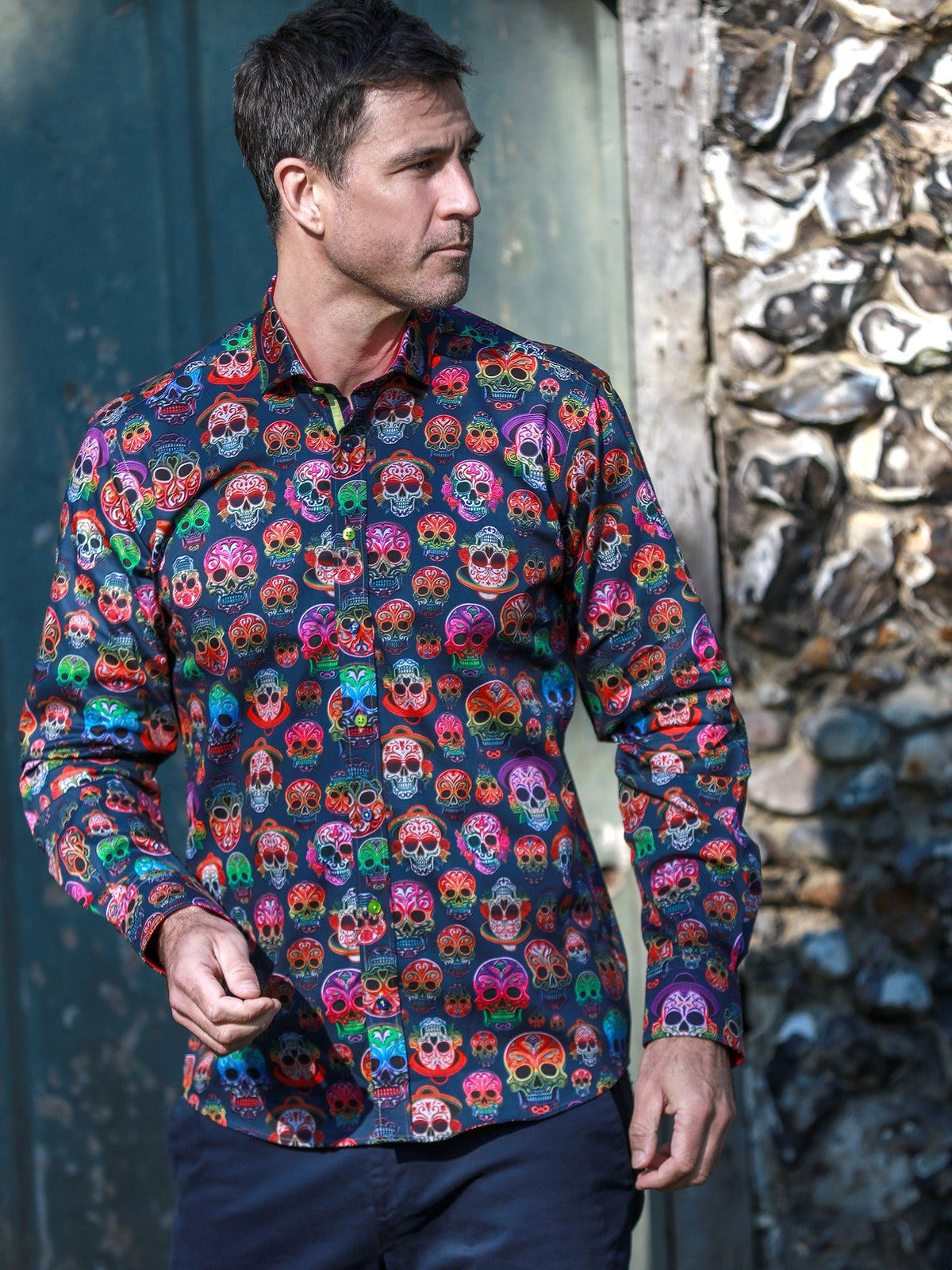 Embroidery Skulls Shirt / The look