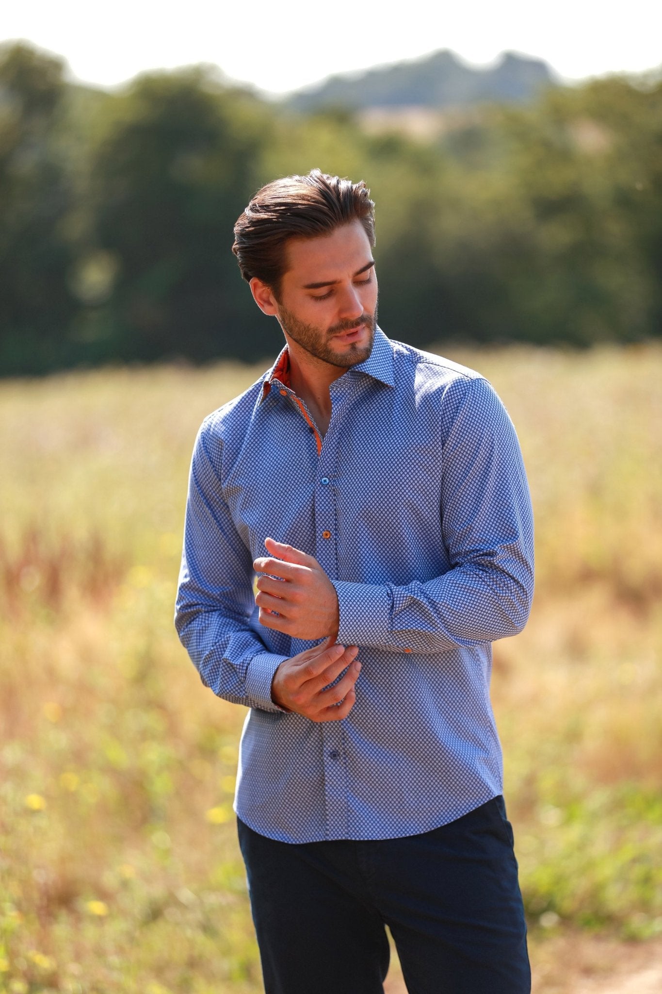 CLASSIC TEXTURED JACQUARD SHIRT WITH ABSTRACT FLORAL INSERT – Premium Men's Patterned Shirt by Claudio Lugli | Bold Design, Tailored Fit, Best Printed Shirts