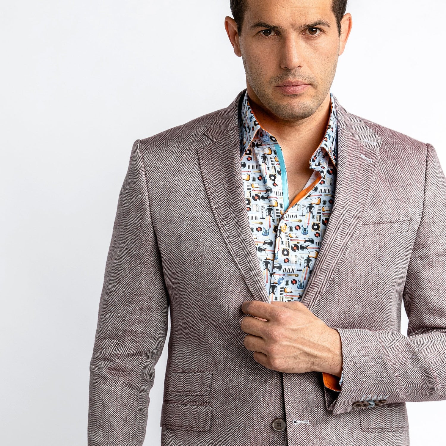 HERRINGBONE LIGHTWEIGHT LINEN SUMMER JACKET – Premium Men's Patterned Shirt by Claudio Lugli | Bold Design, Tailored Fit, Best Printed Shirts