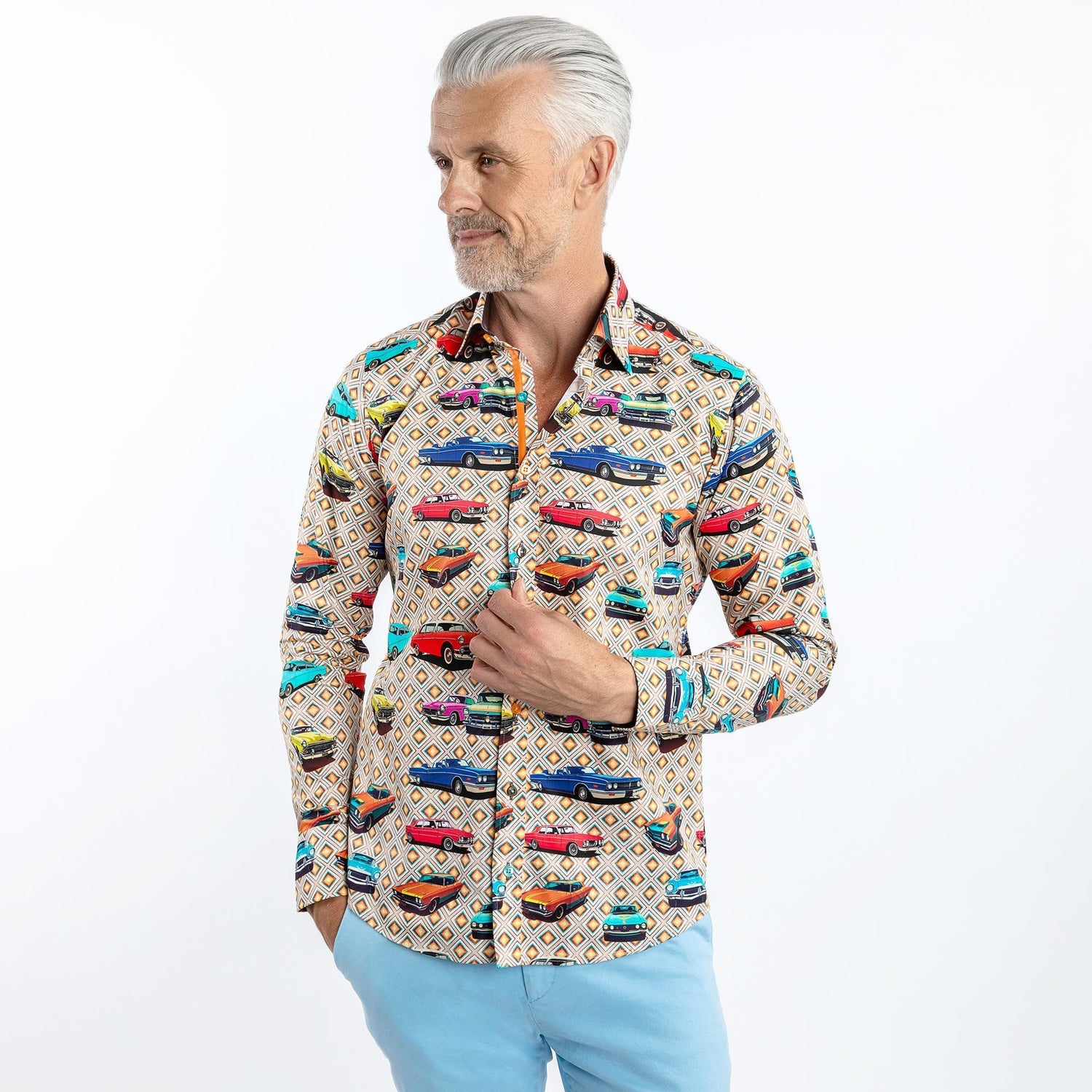 RETRO CLASSIC CARS PRINT SHIRT - Premium Men's Patterned Shirt by Claudio Lugli | Bold Design, Tailored Fit, Best Printed Shirts