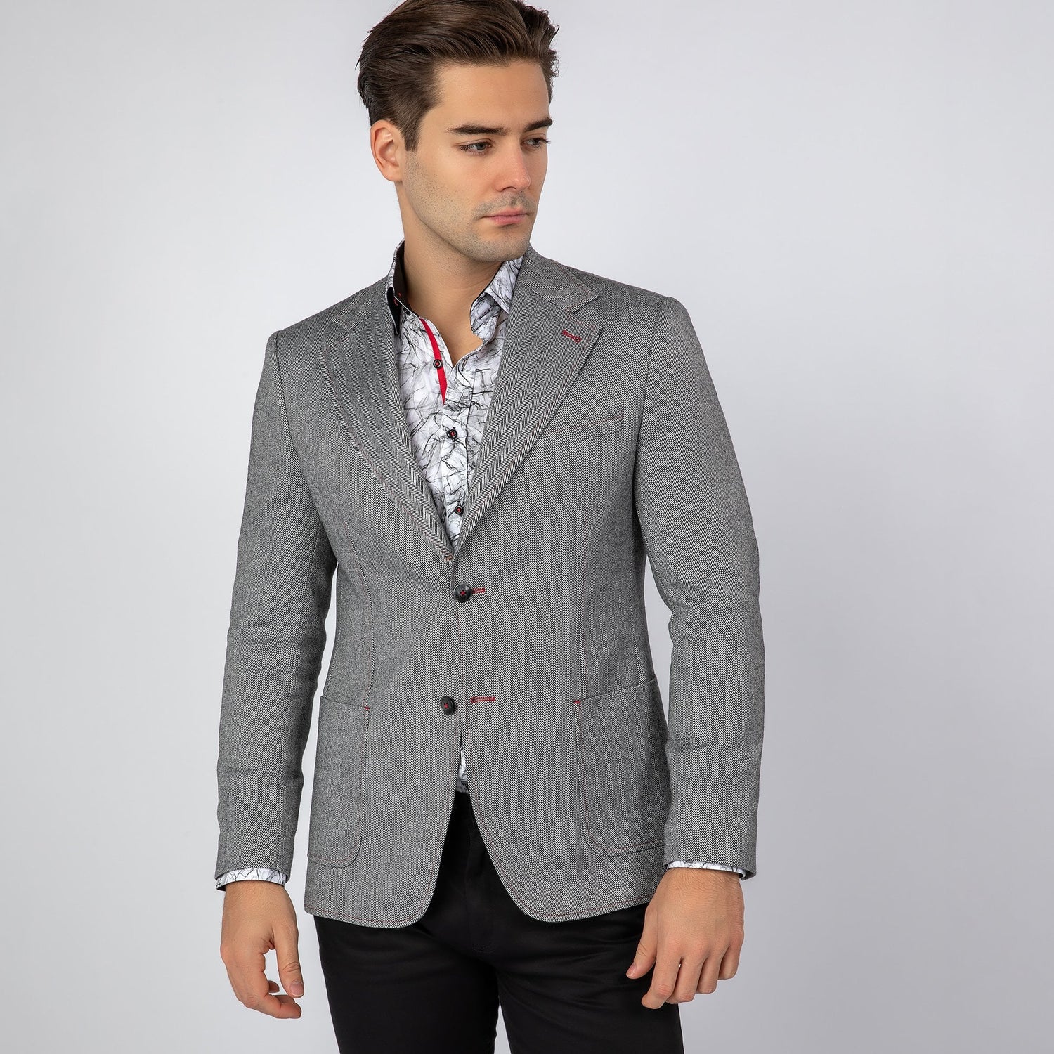 PEAK LAPEL GREY JACKET