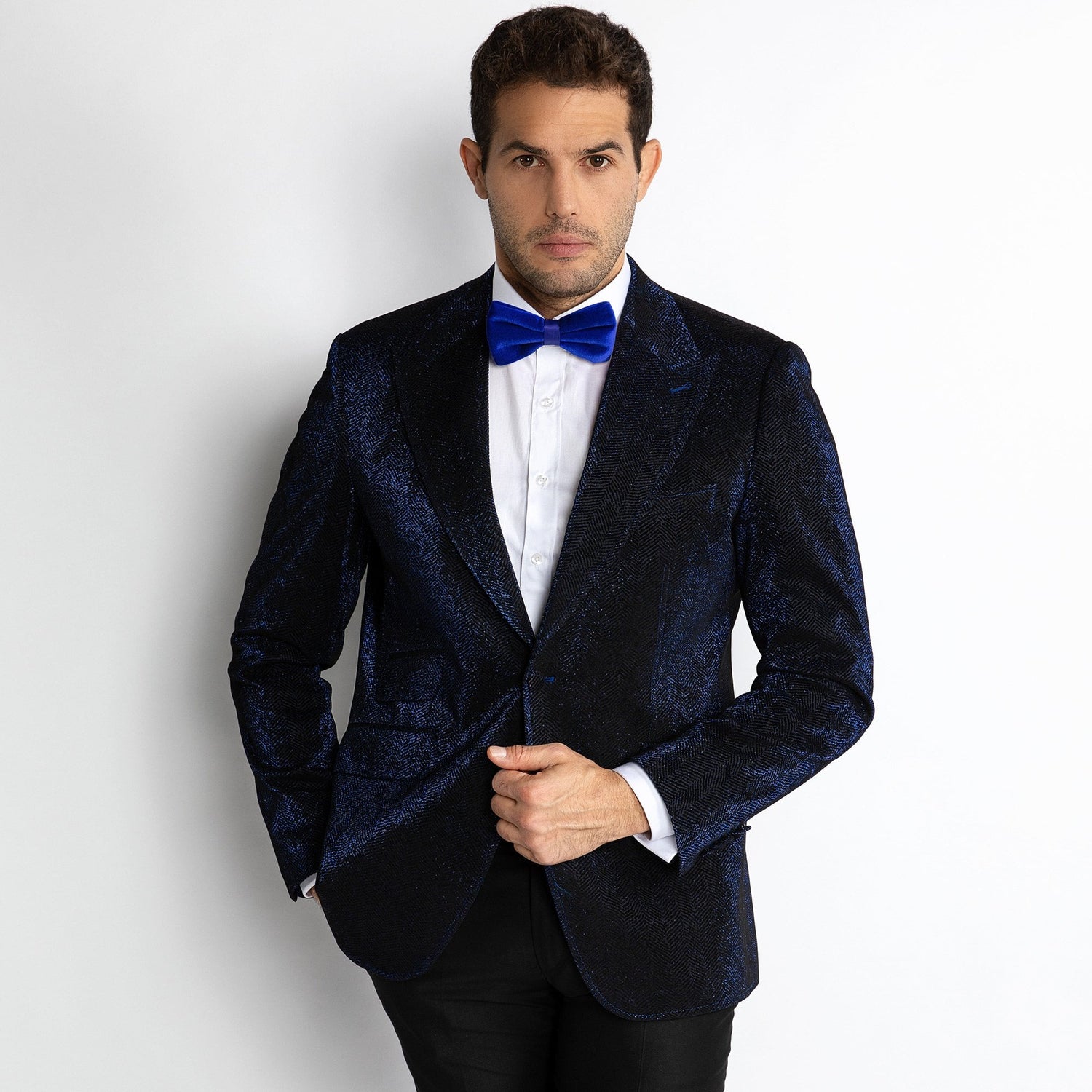 LUXURY FITTED SPARKLING DINNER JACKET