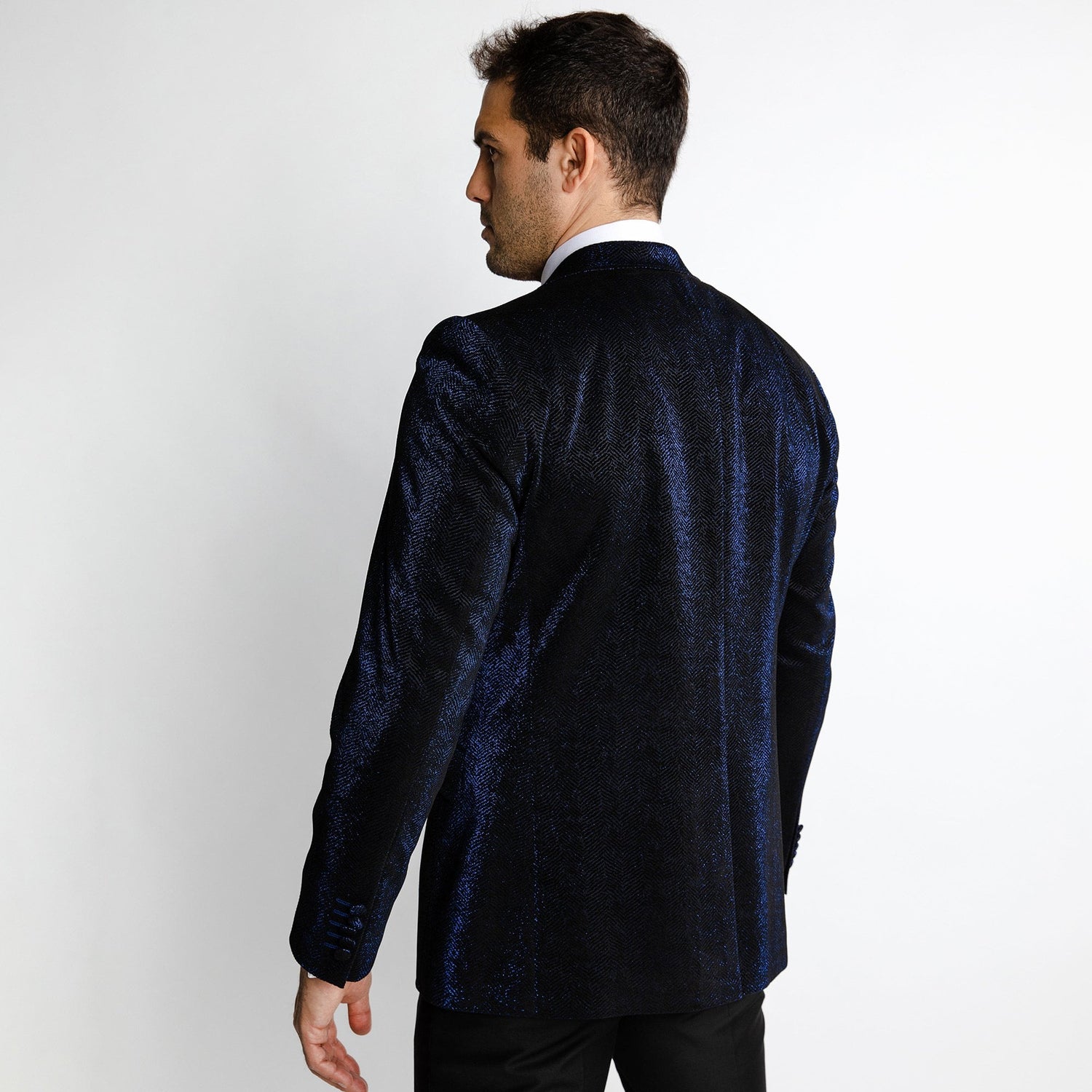 LUXURY FITTED SPARKLING DINNER JACKET