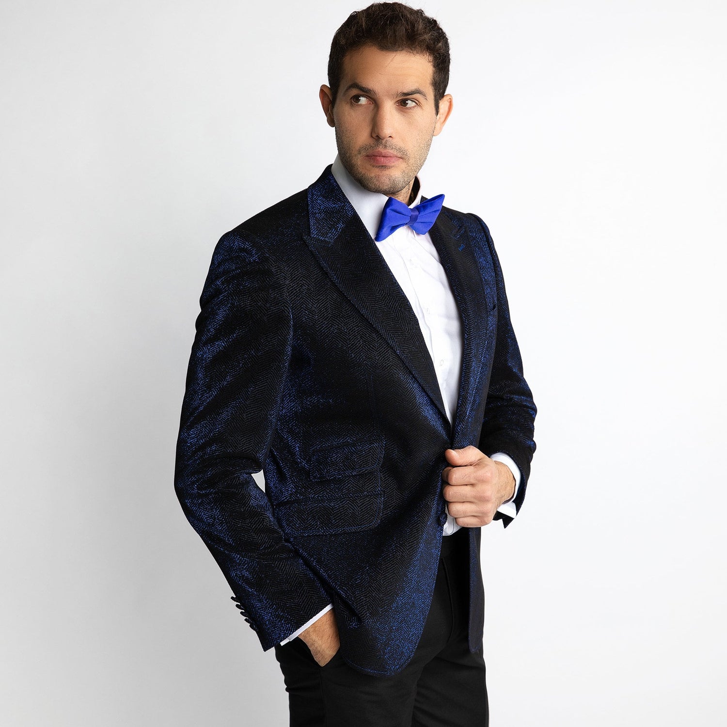 LUXURY FITTED SPARKLING DINNER JACKET