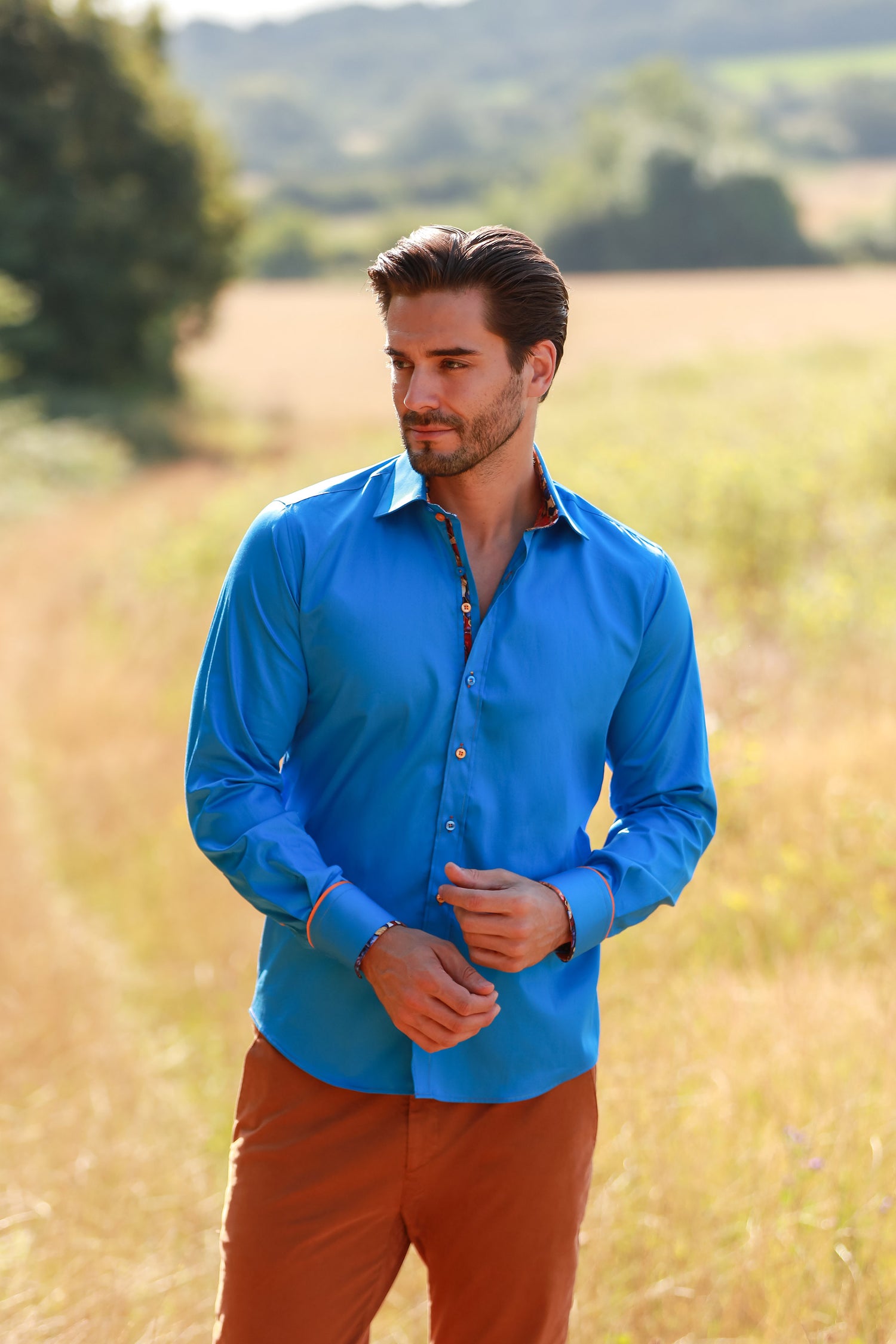 CLASSIC SIGNATURE PLAIN SHIRT