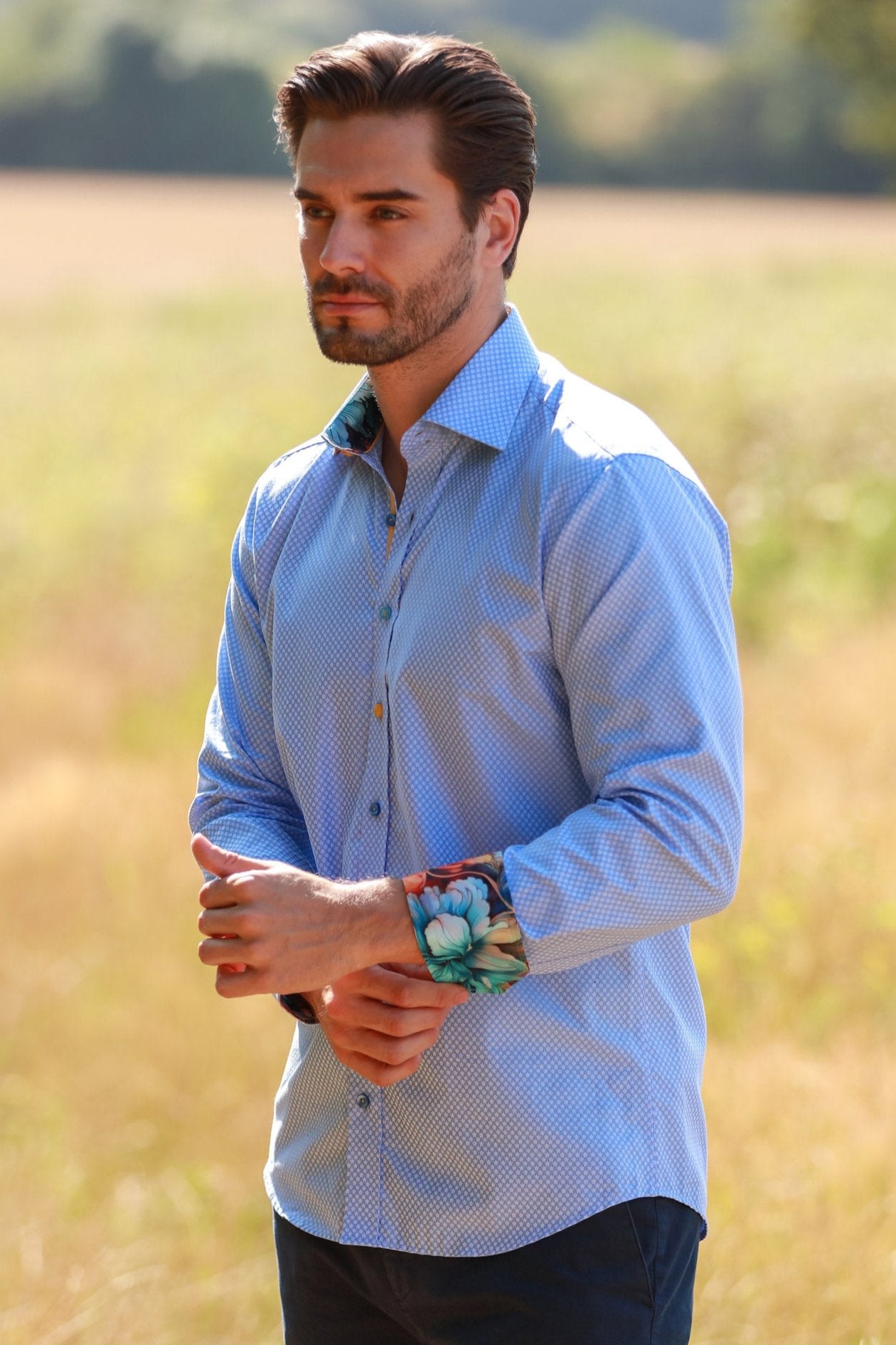 CLASSIC TEXTURED JACQUARD SHIRT WITH ABSTRACT FLORAL INSERT