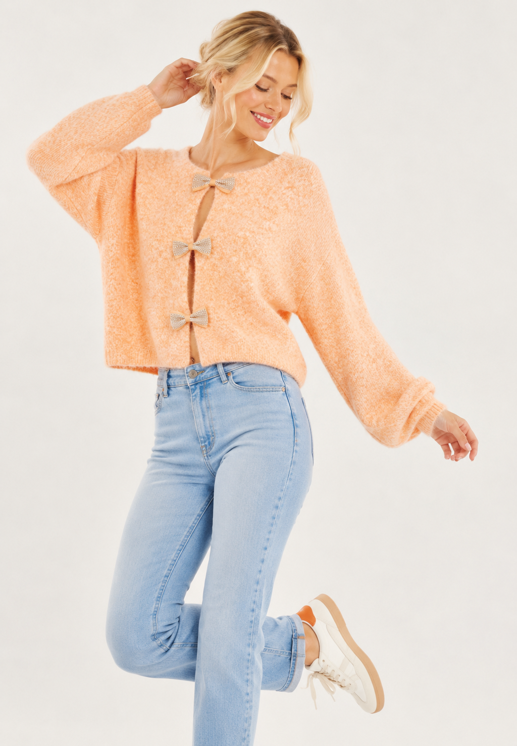 SOFT TOUCH CRYSTAL BOW DETAIL KNIT JUMPER