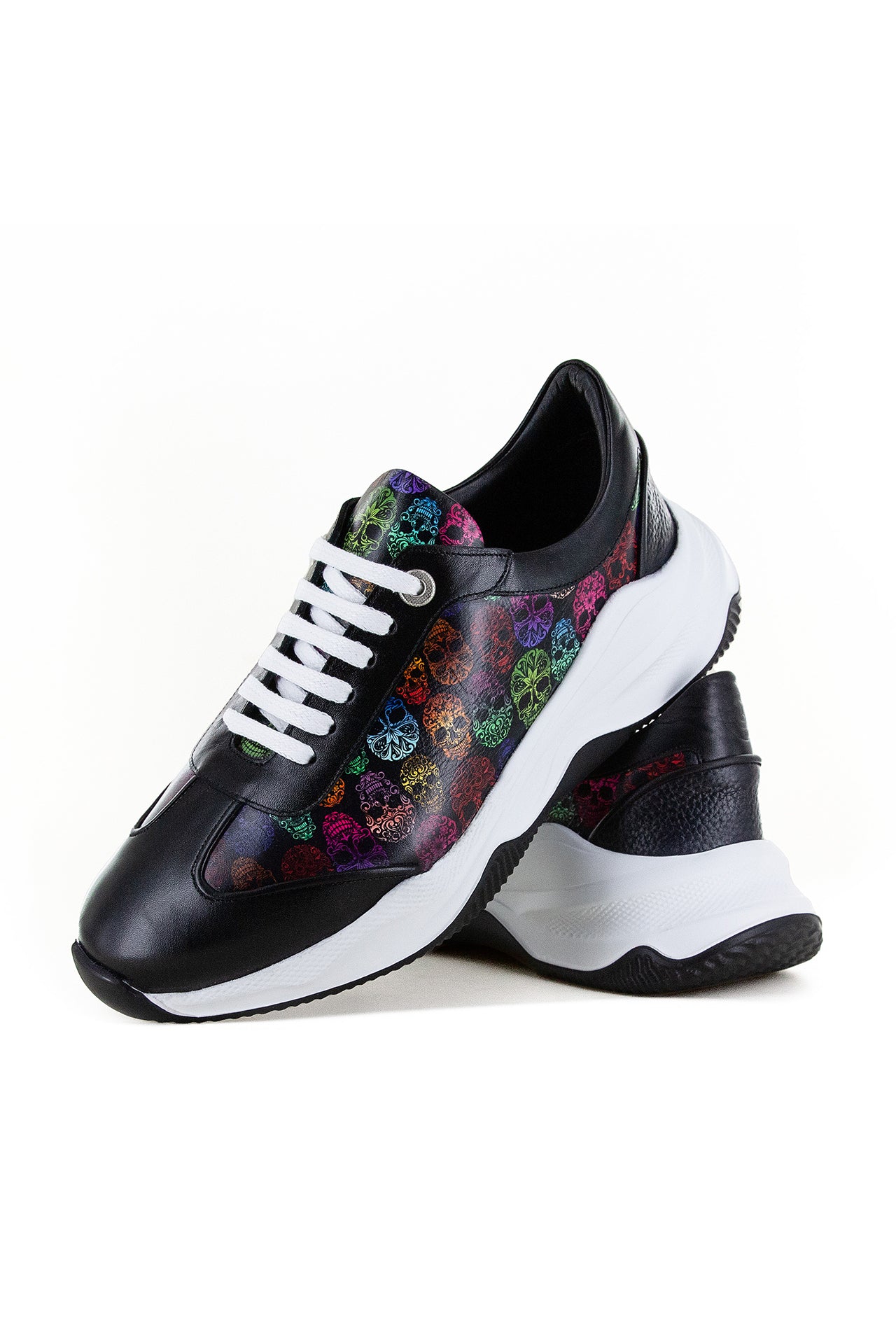 SKULL PRINT LEATHER TRAINERS