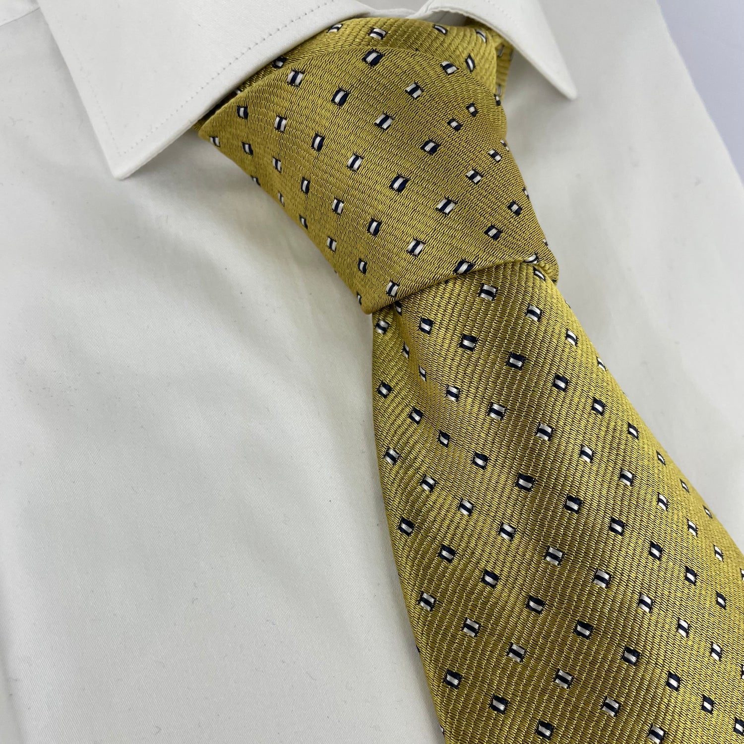 Silk Geometric Neck-Tie