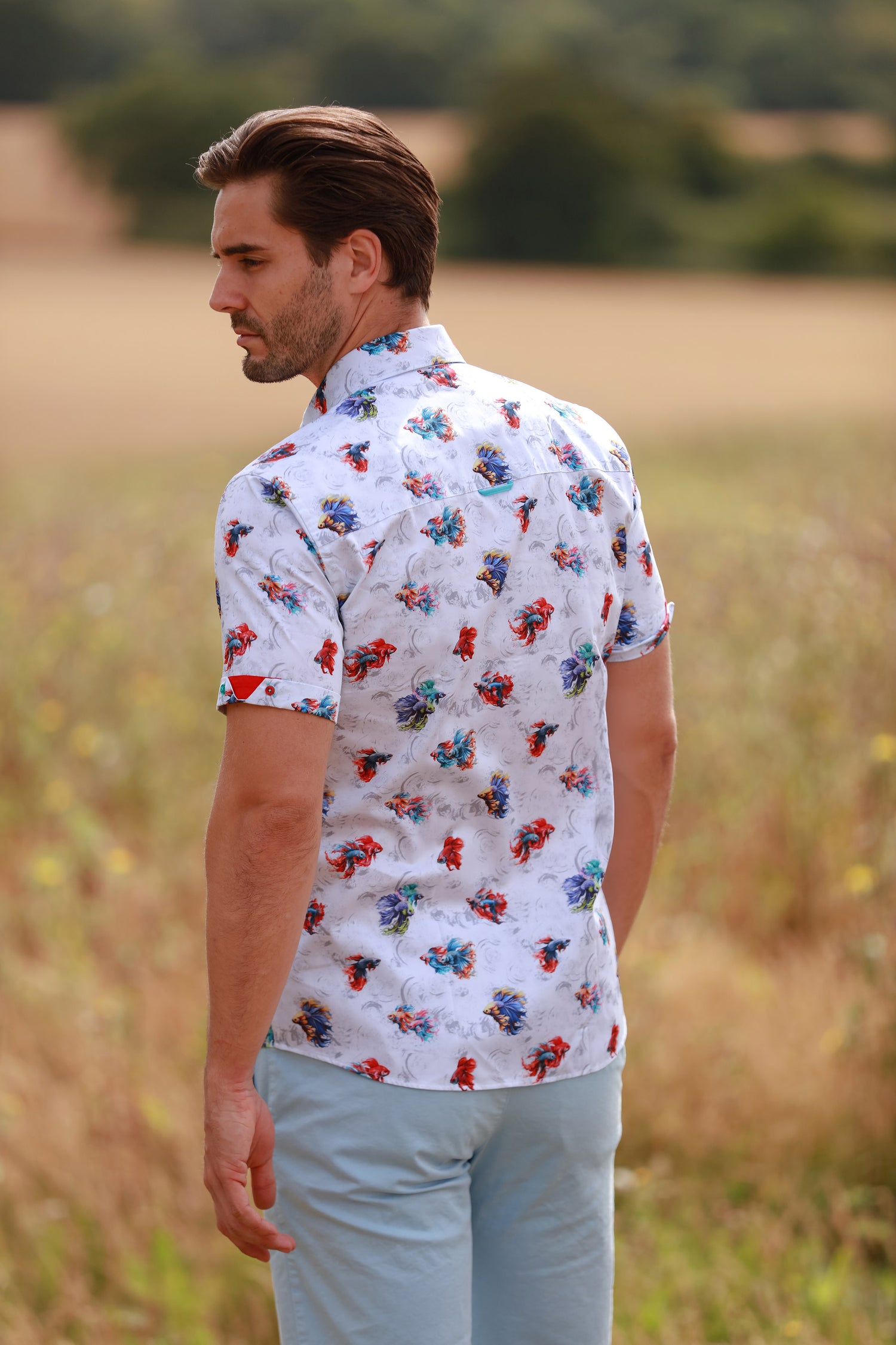 AQUATIC ALLURE. BETTA FISH PRINT SHORT SLEEVE SHIRT