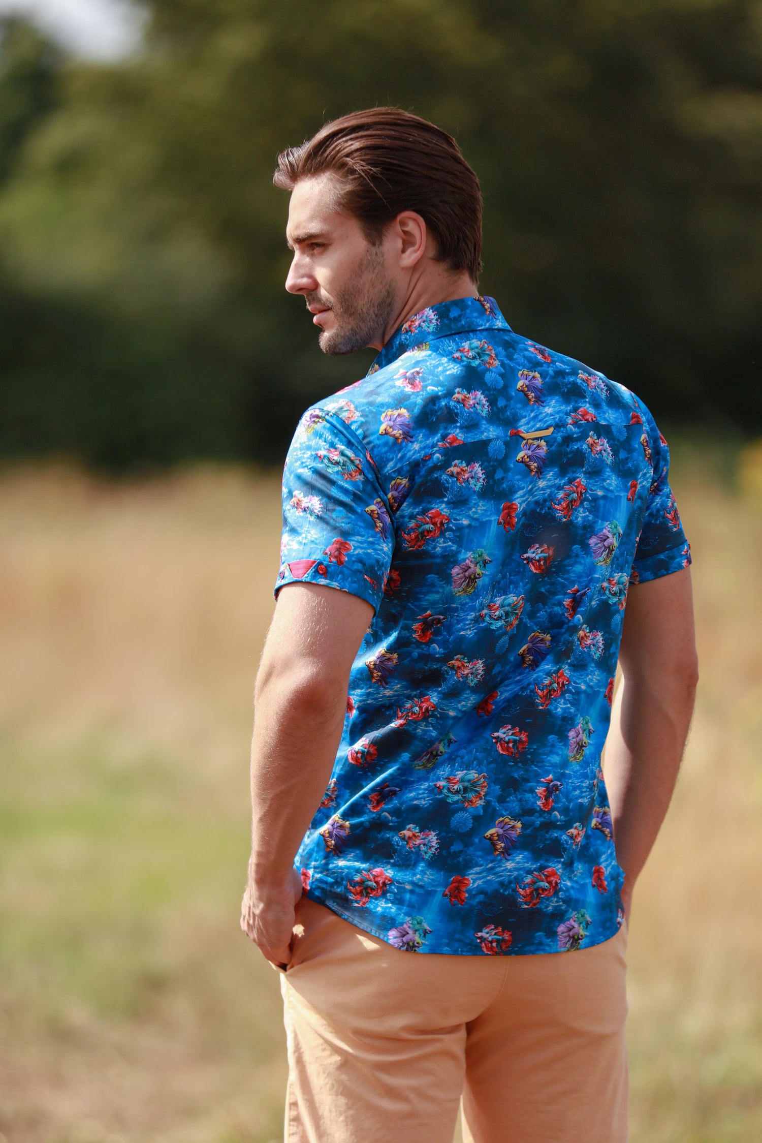 AQUATIC ALLURE. BETTA FISH PRINT SHORT SLEEVE SHIRT