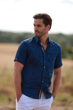LINEN FAUNA MEN SHORT SLEEVE - Premium Men's Patterned Shirt by Claudio Lugli | Bold Design, Tailored Fit, Best Printed Shirts