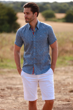 LINEN LEOPARD MEN SHORT SLEEVE – Premium Men's Patterned Shirt by Claudio Lugli | Bold Design, Tailored Fit, Best Printed Shirts