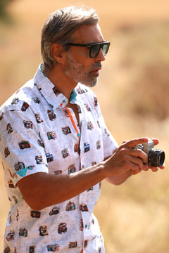VINTAGE VOGUE CAMERA PRINT SHORT SLEEVE SHIRT - Claudio Lugli Shirts